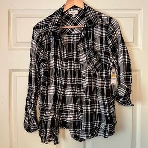 Style & Co. Plaid shirt. Never worn. Tag attached.
